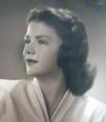 Frances Lott's Instagram, Twitter & Facebook