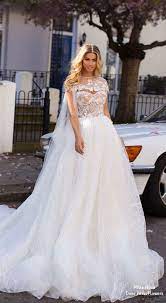 Finden sie die besten 2019 milla nova brautkleider sheer neck langarm perlen brautkleider crystal sash vintage ballkleid brautkleid zu. Milla Nova Blooming London Wedding Dresses 2019 Deer Pearl Flowers