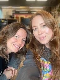 Danielle Wallington's Instagram, Twitter & Facebook