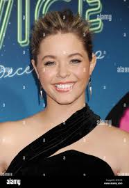 sasha' hi-res stock photography and images