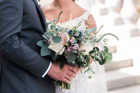 Free flower delivery by top ranked local florist in harrisburg, pa! Alicia Erich Harrisburg Capitol Rotunda And Harrisburg Midtown Arts Center Wedding Harrisburg Pa Emily Grace Photo