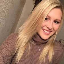 Savannah Sewell's Instagram, Twitter & Facebook