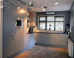 grijze keuken keuken schilderen keuken grijze keukenkastjes