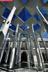 Sultan salahuddin abdul aziz mosque. World Beautiful Mosques Pictures