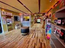 At floor interiors, we hold ourselves to the highest standards and expect the same from employees and contractors that work with us. New Popcorn Shop Opens Sarasota Magazine