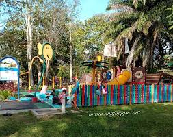 These guests have the luxury of choosing from any one of our fully furnished villas nestled against the. Mandi Manda Di Sungai Klah Hot Springs