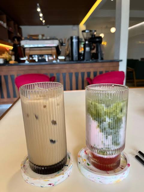 Krema De Bruge: Coffe Shop 24 Jam di Jepara | TikTok