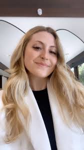 This video is for allll the people dying to know what a day in the life of  an acupuncturist is like (literally no one asked, but here you go anyway)  😂, Not pictured: hours of charting, meetings with ...