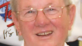 Malcolm Applegate, former IndyStar publisher, dies