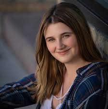 🎓 Senior Feature 🎓 A thousand little steps have led to one big  accomplishment. Congratulations to our Class of 2025 Seniors! ❤️ Gavin  Steger—Trades for Masonry at CD Smith 🖤 Sara Stein—Entering