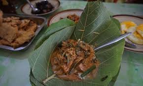 Biar gak bosan, kamu bisa berkreasi dengan omelet. 10 Makanan Khas Blora Yang Wajib Anda Coba Java Travel