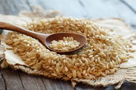 Meglio riso bianco o riso integrale? Riso Integrale La Dieta Per Dimagrire E Diventare Piu Belli