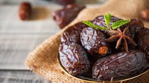 Wallpaper buah kurma yang dapat anda gunakan sebagai latar. Sesuai Sunnah Nabi Ini Alasan Makan Kurma Saja Cukup Saat Buka Puasa