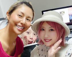 Mrs. Photo Bomber strikes again😄