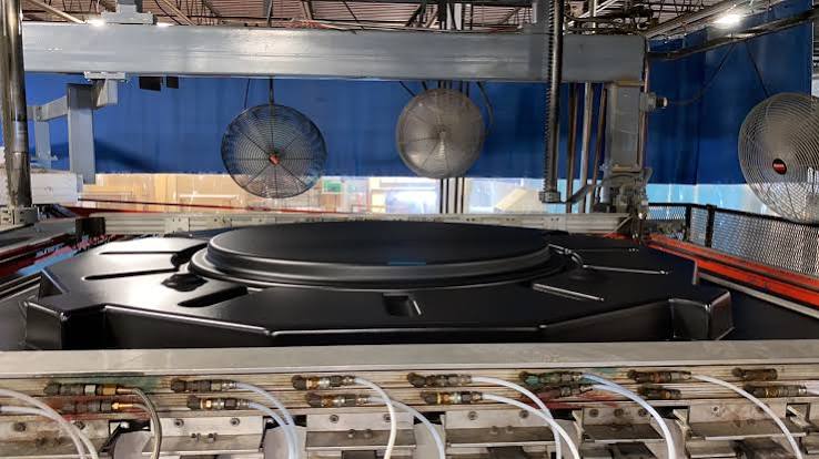 Pressure Forming, Custom Plastic Pressure Thermoforming | Productive  Plastics