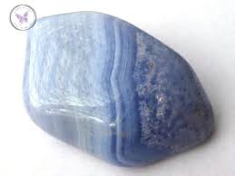 Blue Lace Agate Healing Properties Blue Lace Agate Meaning Benefits Of Blue Lace Agate Metaph In 2020 Blue Lace Agate Blue Lace Agate Meaning Stones And Crystals