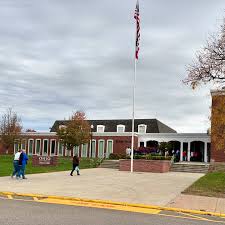 Today, high school students from area schools explored OHIO majors, program  requirements, financial aid options, and career opportunities at OHIO  Zanesville. We're excited to support these future Bobcats as they begin  their