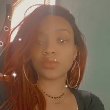 Mina Hines (@minalhines)