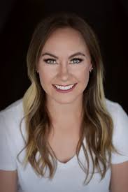 Jacquelyn Potts's Instagram, Twitter & Facebook