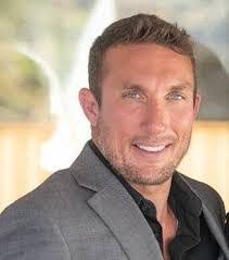 Shane Call's Instagram, Twitter & Facebook