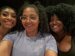 Kesha Giles's Instagram, Twitter & Facebook