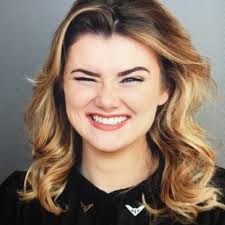 Danielle Phillips 💩 She/Her (@DanielleePhill)