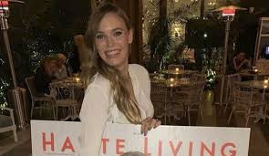 Find the latest matches, stats and ranking history for caroline wozniacki. Caroline Wozniacki Feiert Ihr Haute Living Cover Tennisnet Com