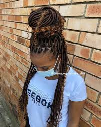 Almost 92% of african american black women love the bun hairstyle most as their favorite hairstyle. Dreadlocks Styles For Ladies 2020 South African