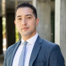 I am super stoked to announce that today was my first day at Extensiv! 6  months ago, I made the very scary decision to leave my workplace of almost  9 years. I