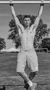 In de documentaire moordtieten onderzoekt youtuber dionne slagter de gevaren van siliconen borstimplantaten. Home Jakobus Valkering