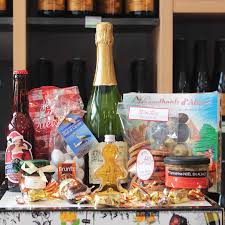 Grand Panier Garni Alsacien Paniers Garnis Confiture De Noel Bloc De Foie Gras