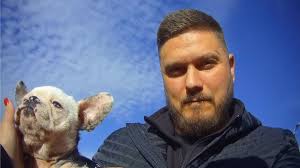 Gary Hemming's Instagram, Twitter & Facebook