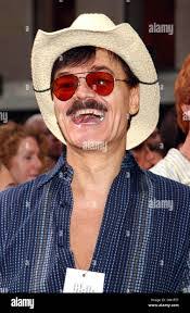 Gary Coen's Instagram, Twitter & Facebook