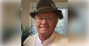 Edward Drago's Instagram, Twitter & Facebook