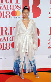 Resultado de imagem para looks brits awards 2018 dua lipa