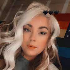 I am looking for a one time cleaning of a kitchen for my sister, as a  Christmas gift. Any suggestions?