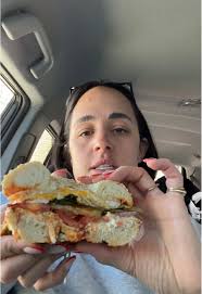 BUTTE BAGELS 🥯🗻before leaving town, it’s so worth the wait. Sad to be  leaving CB, but had the best time with my family in the mountains🫶🏼😌  #crestedbutte #colorado #mountainlife #ski #fyppp