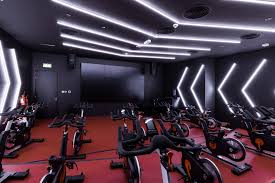 Browse through our gym timetable and combine it with your favourite exercise classes that best suits you. Dubai Festival City Mixed Gym In Dubai Fitness First Uae