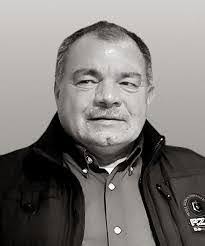 Daniel Dulude's Instagram, Twitter & Facebook