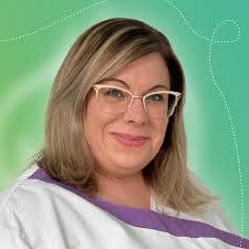 Anna Weiland's Instagram, Twitter & Facebook