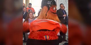 You'll also need sterile gloves, antiseptic, cotton balls, a body ink marker, a mirror and some jewelry. Gritty Shows Support To Lgbtq Community With Rainbow Colored Belly Button
