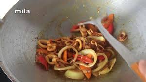Hi semua, kali ni che nom nak share cara masak bihun goreng, cara yang sama macam mak che nom selalu buat kat rumah. Resepi Sotong Goreng Kunyit Youtube