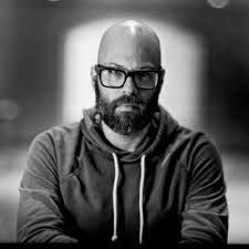 Dennis Varney's Instagram, Twitter & Facebook