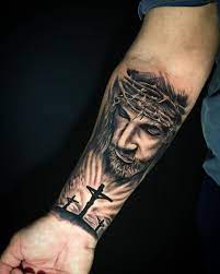 Feita Pelo Nosso Artista Nbsp Nbsp Tattoomawh Nbsp Nbsp Nbsp Nbsp Blackroosterink Nbsp Nbsp Nbsp Nb Tattoos Hand Tattoos For Guys Crucifix Tattoo