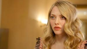 Наиболее известна по роли софи в мюзикле «mamma mia!». Chloe Star Amanda Seyfried Freak Aus Porzellan Der Spiegel