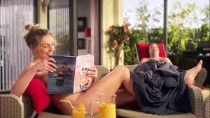 Amelie Etasse Bronze Nue Avec Son Gros Cul: French Blonde Porn