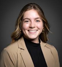 Claire Harper's Instagram, Twitter & Facebook