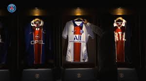 Camiseta psg 1ª equipación 2021/2022. Champions League Psg Unveil Retro Shirts Ahead Of Atalanta Tie As Com