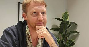 La prensa libre de Hong Kong' informa: «Ahora nuestra misión es proteger el  primer borrador de la historia»