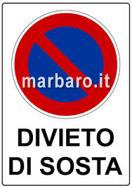 Cartello disponibile nei seguenti materiali e formati: Cartello Divieto Di Sosta Da Stampare